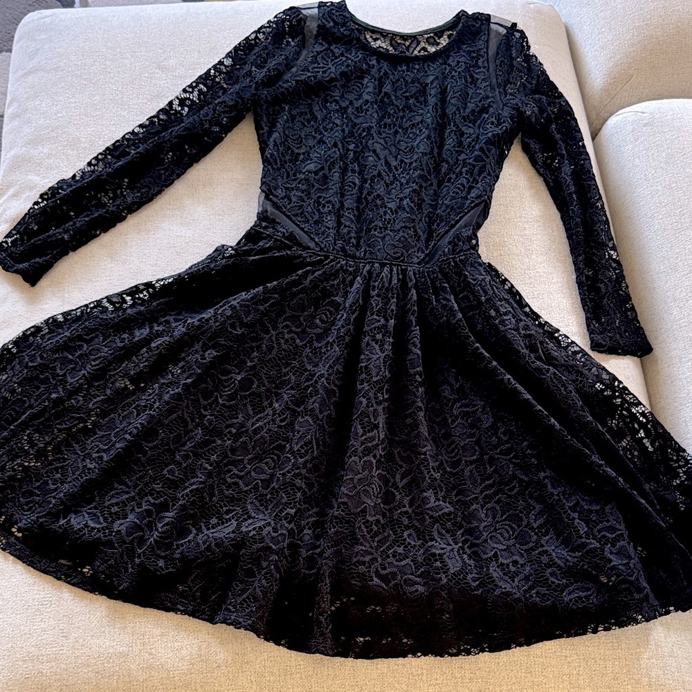 Abercrombie & Fitch Elegant Black Lace dress